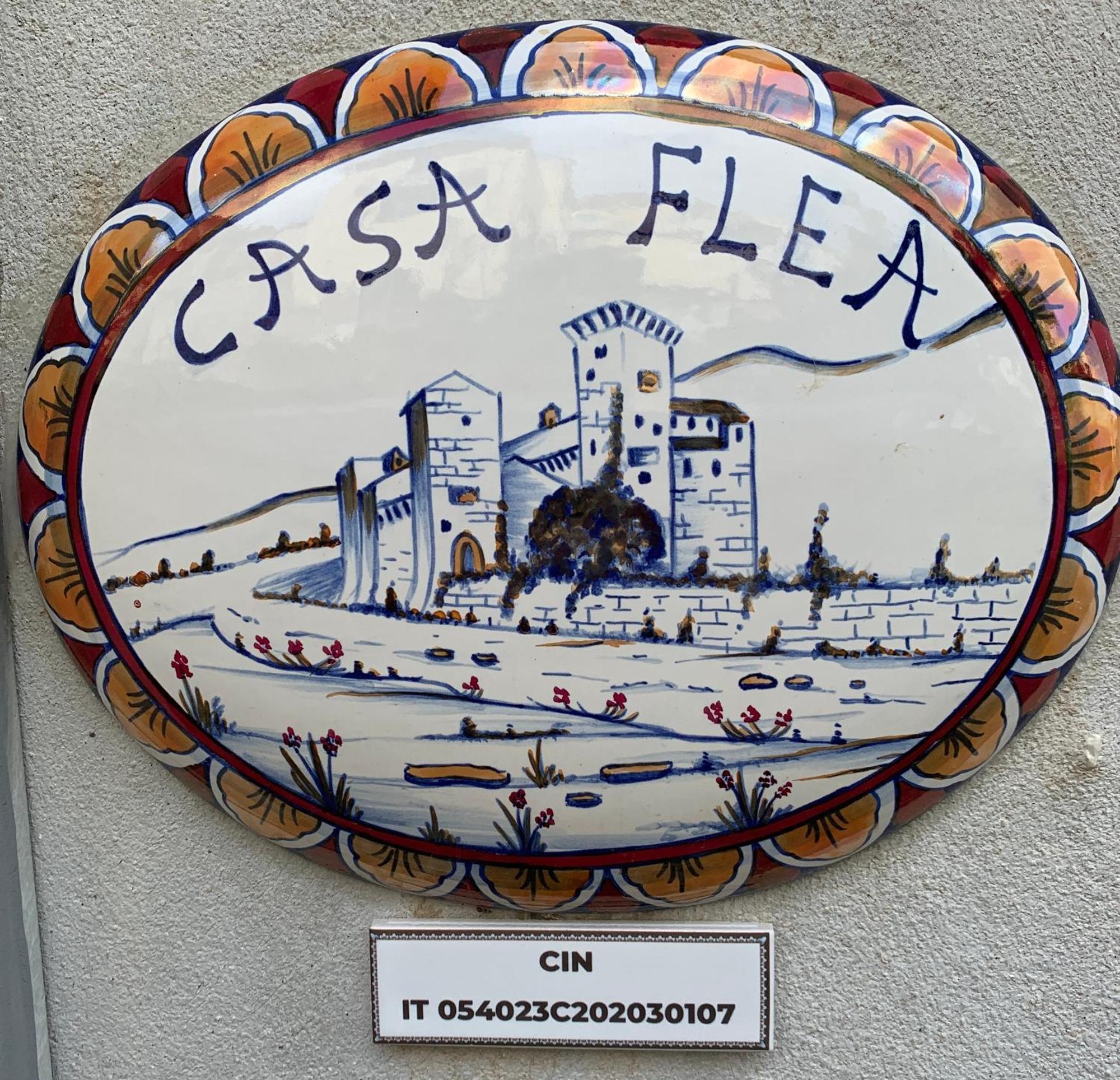 Casa Flea - Holiday Apartment With 2 Bedrooms غالدو تادينو المظهر الخارجي الصورة